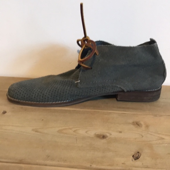 GUESS Men's Hubert Grey suede Boot dressy shoes 9 M - Picture 4 of 10